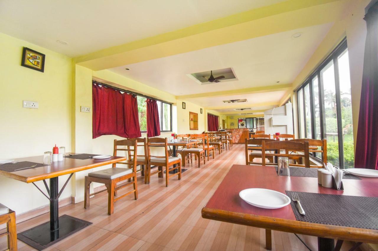 Oyo 47464 Hotel The Country Club Bilaspur  Exterior photo