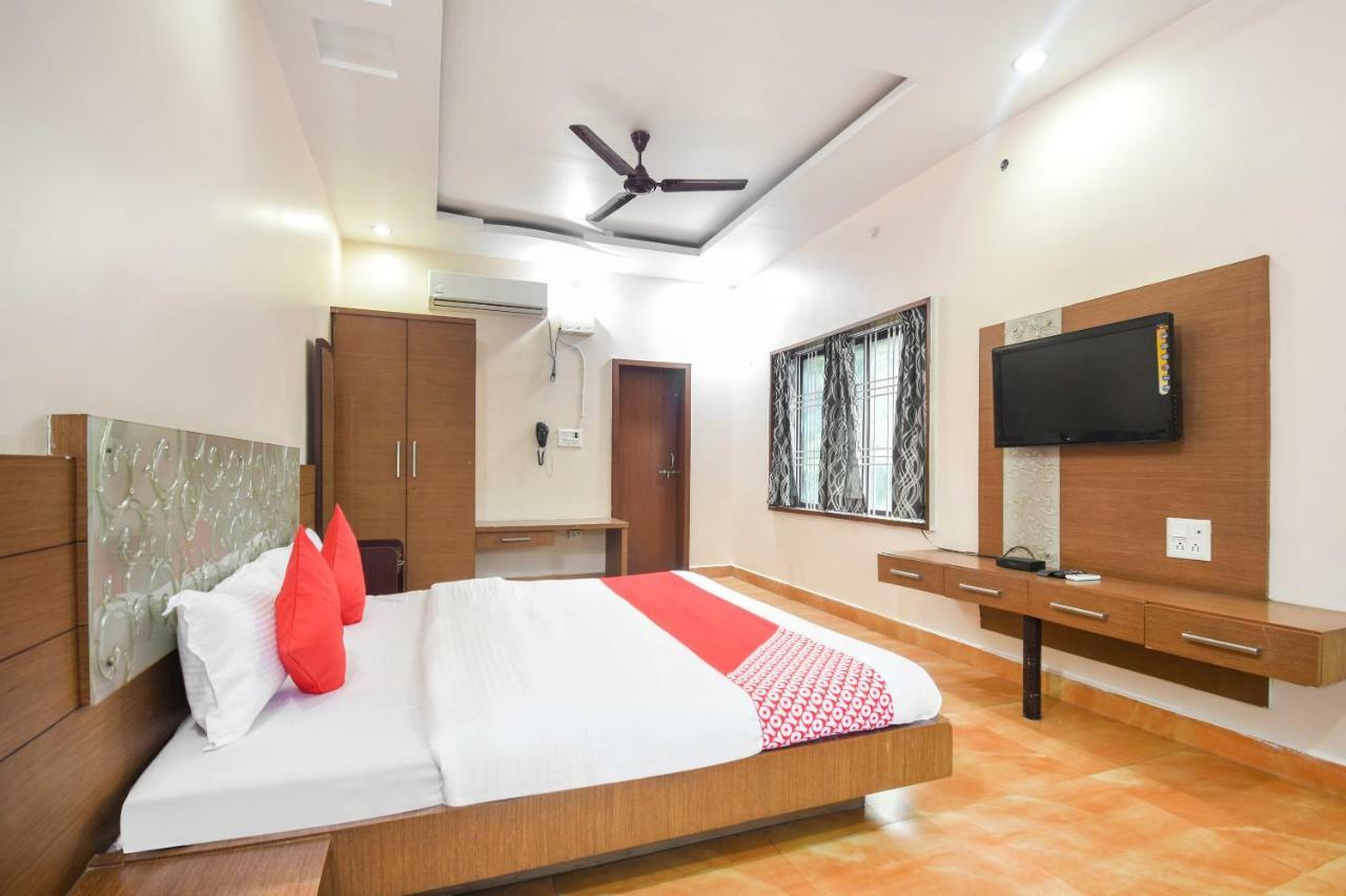 Oyo 47464 Hotel The Country Club Bilaspur  Exterior photo