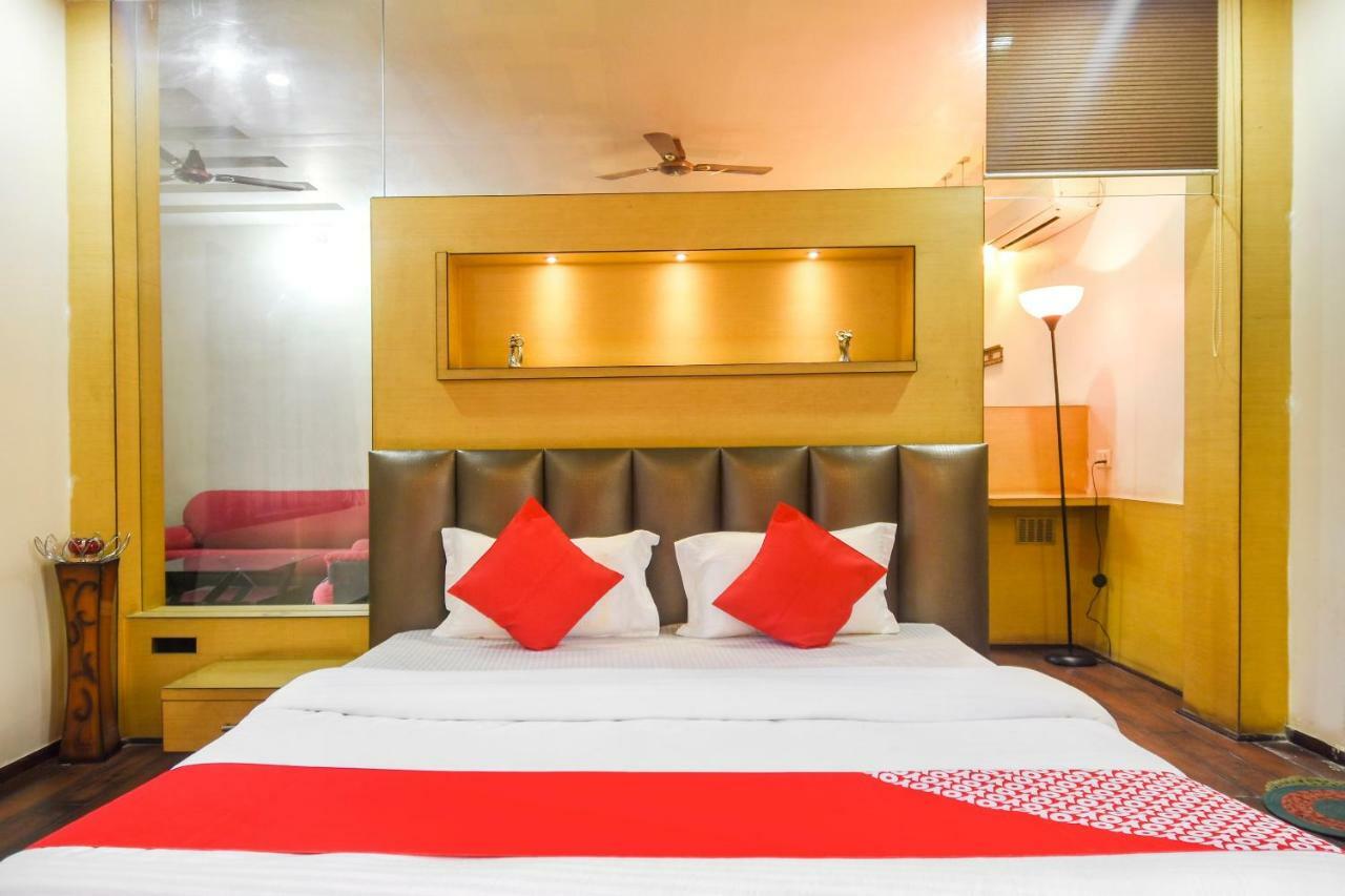 Oyo 47464 Hotel The Country Club Bilaspur  Exterior photo