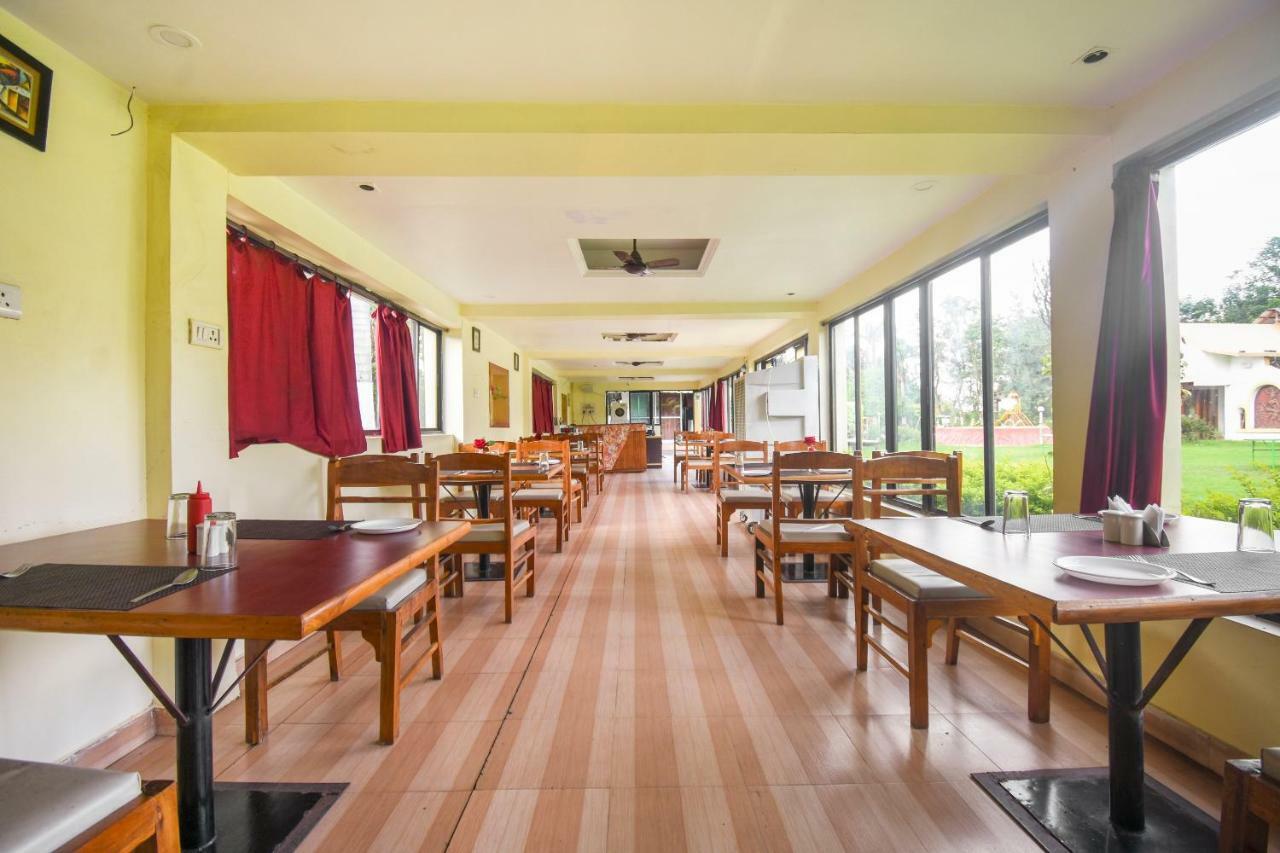 Oyo 47464 Hotel The Country Club Bilaspur  Exterior photo